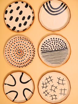 WEAVING HOMES - Black & White Snack Plates (Set of 6)