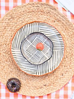 WEAVING HOMES - All Lines Snack Plates & Dessert Plate (Set of 2)
