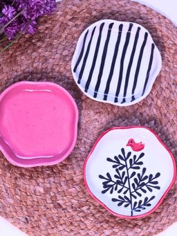 WEAVING HOMES - Birdie, Zebra & Salmon Pink Handmade Dessert Plate (Set of 3)