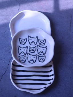 WEAVING HOMES - Zebra, Cat & White Handmade Dessert Plate (Set of 3)