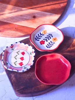 WEAVING HOMES - Red, Peony & Floral Bloom Handmade Dessert Plates (Set of 3)