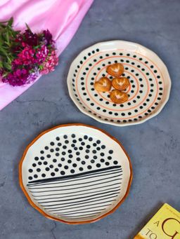 WEAVING HOMES - Spiral Polka & Dots Lines Snack Plate (Set of 2)