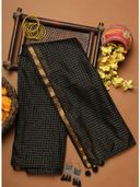 Black color option, Currently selected