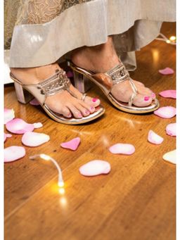 Dhaga - Gold Gehna Block Heel