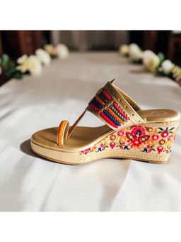 Dhaga - Gold Rangriti Handcrafted Festive Wedges