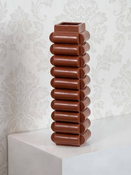 Whispering Homes - Johnson Flower Vase - Brown
