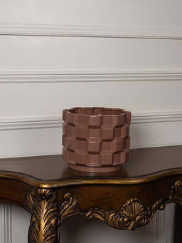 Whispering Homes - Jara Vase Brown - Medium