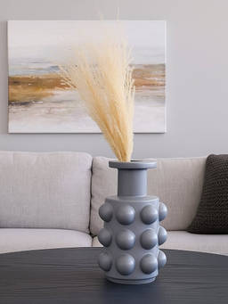 Whispering Homes - White Hoja Vase