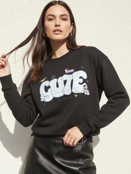 Outzidr - Graphic Oversized Black Sweatshirt