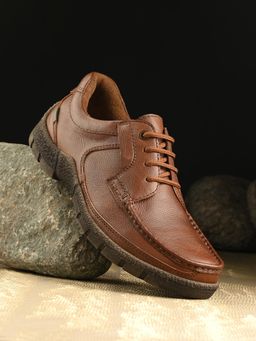 EGOSS - Aspeerio Mud Trail Tan Derbies for Men