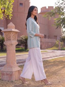 Rangita - Women Green Geometric Cotton Kurti