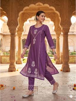 Khaka-The Chikankari Heritage - Women Purple Embroidered Chanderi Kurta with Pant
