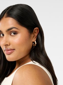 Forever New - Signature Essy Wave Small Hoop Earring