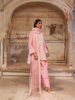 CHARU MAKKAR - Pink YUMNA Kurta and Farshi Salwar with Dupatta