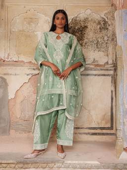 CHARU MAKKAR - Green VARISHA Kurta and Farshi Salwar with Dupatta