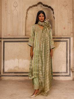CHARU MAKKAR - Green FARIYA Kurta and Palazzo with Dupatta