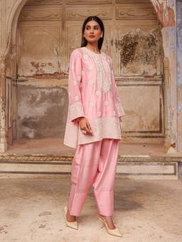 CHARU MAKKAR - Pink YURI Kurta and Farshi Salwar