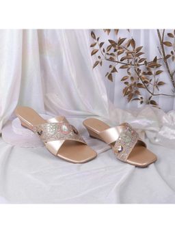 Metro - Women Gold Wedge Heels