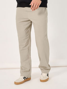 Styli - Men Beige Solid Relaxed Fit Trackpant