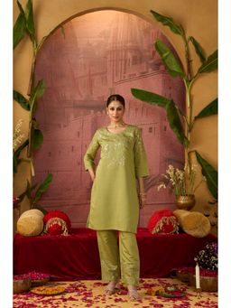 Jaipur Kurti - Floral Embellished Straight Silk Blend Green Kurta with Pant