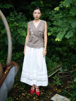 URNAM - White Aris Top and Skirt