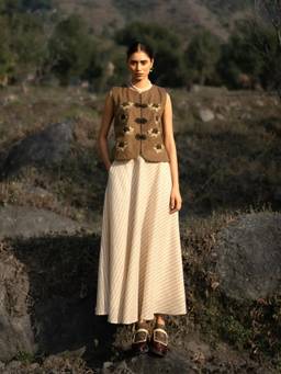URNAM - Beige Odeya Top and Skirt