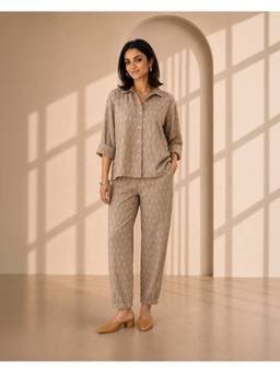 Vaaya - Beige The Kyoto Ikat Shirt And Pant