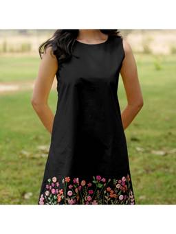 Rasra Mai - Jahnvi Black Printed Short Dress