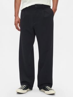 GAP - Men's Solid Relaxed Fit Black Trouser