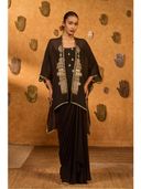 Black color option, Sold out, Currently selected