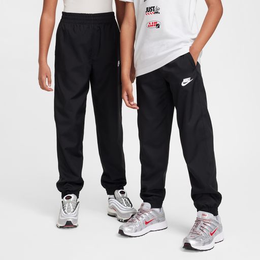Nike Sportswear Club - Older Kids' Woven Joggers
