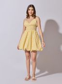 Yellow color option, Currently selected