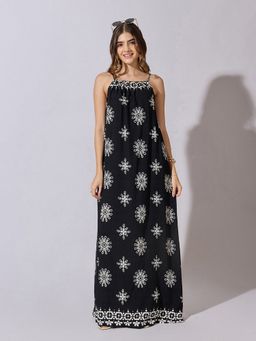 SHOWOFFFF - Women Printed Black Halter Neck Maxi Dress