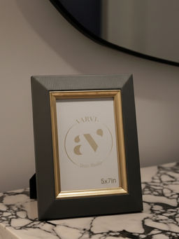 Aarvi Decor - Faux Leather Tabletop Decorative Photo Frame For Home Green 5 X 7 Inches