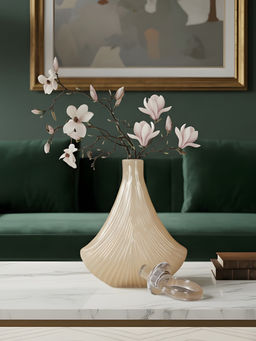 Aarvi Decor - Seashell Elegance Transparent Beige Glass Vase