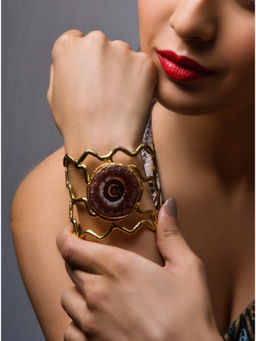 Queens Jewels - Gold Plated Radiant Agate Cuff