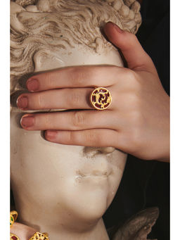 Melrosia - Garnet Rocaille Disc Rings