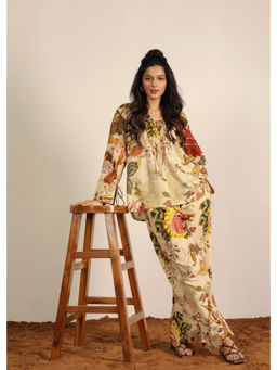 Kaori By Shreya - Beige Floral Oversized Co-Ord (Set of 2)