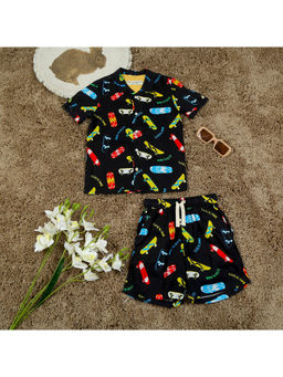 The Lion and the Fish - Skate Board Printed Co-Ord Black (Set of 2)