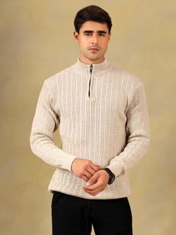 Kvetoo - Men Cream Acrylic Textured Regular Fit Sweater