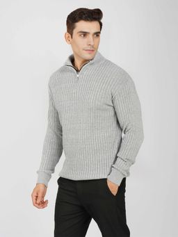 Kvetoo - Men Grey Acrylic Textured Regular Fit Sweater