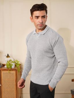 Kvetoo - Men Grey Acrylic Textured Regular Fit Sweater