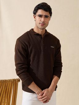 Kvetoo - Men Brown Acrylic Textured Regular Fit Sweater