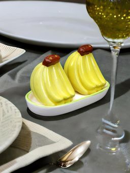 At Home by Nilkamal - Salt & Pepper with Banana Tray (Yellow)