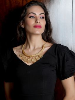 Odette - Stunning Gold Choker Necklace for Women (Set of 2)