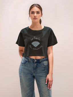 Zink London - Women Black Graphic Crop T-Shirt