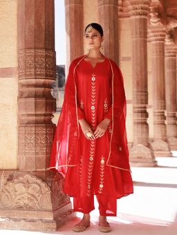 Bannhi by Priyanka Rathore - Red Chanderi Aari Embroidered Anarkali With Pant and Dupatta