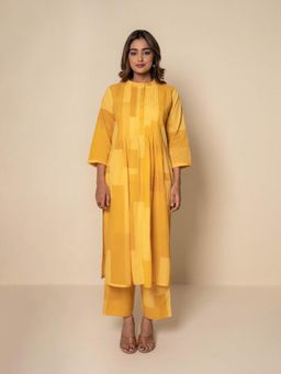 Kameez - Amber Aura Digital Print Yellow Cotton Kurta with Pant