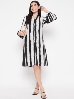 Styli - Womens Summer cool Striped With Rayon Lining Black and White Dress