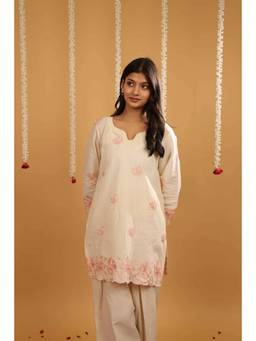 Rivaz Threads and Co - Fiza Embroidered Kora Cotton Short Kurta In Peach